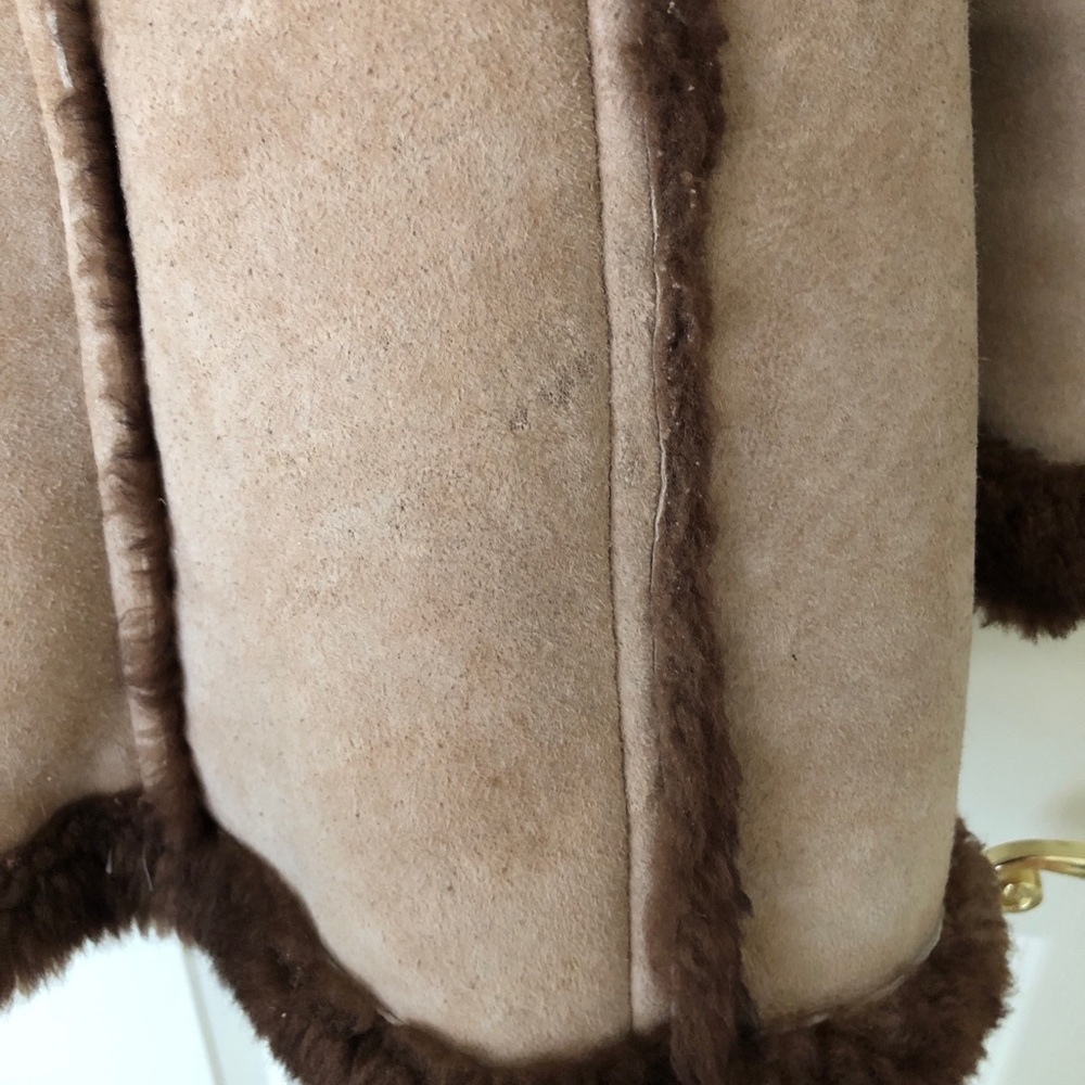 Vintage Sheepskin Shearling Coat with Hood Size 12 (See Description re Size) - Picture 9 of 16